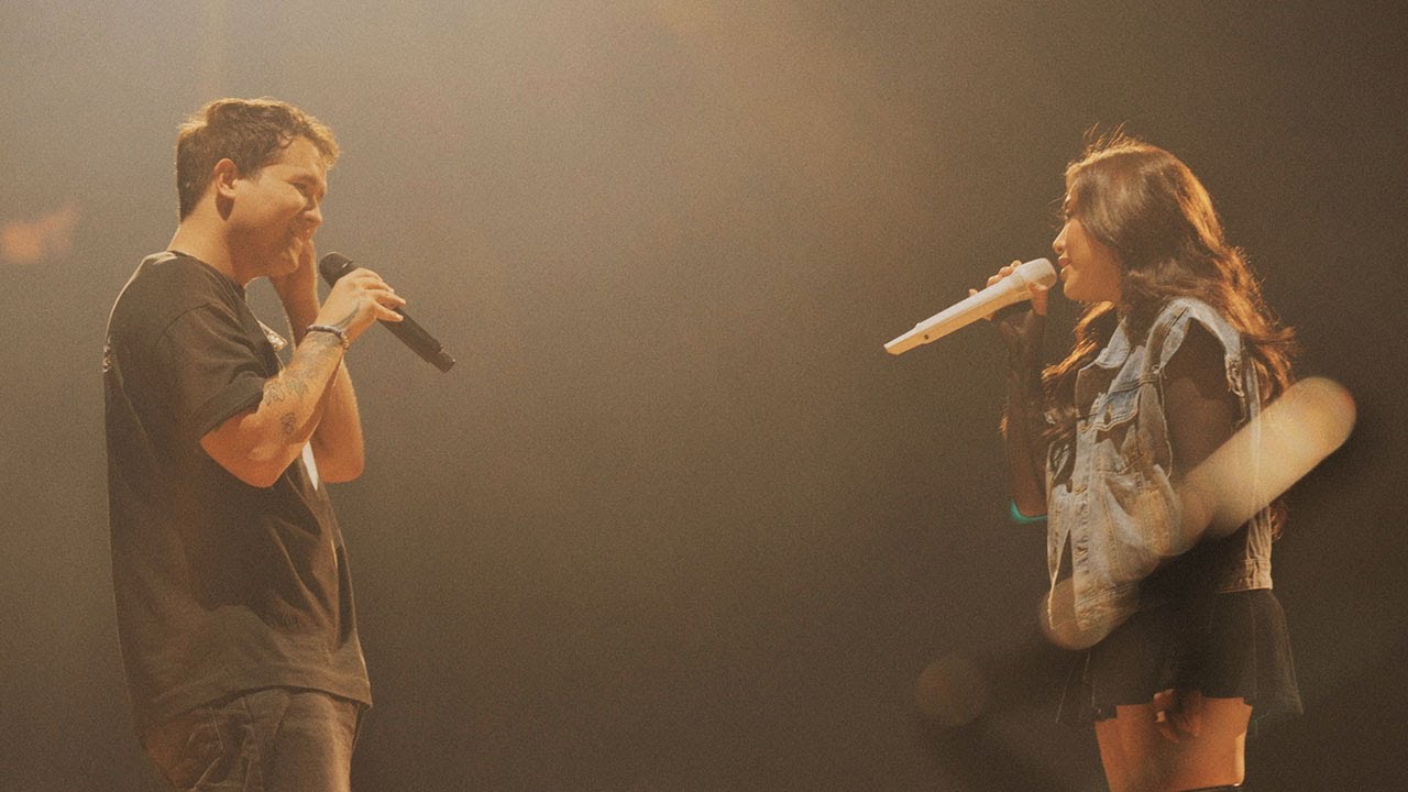 juan karlos - Medyo Ako (feat. Moira Dela Torre) (Live at MOA Arena)