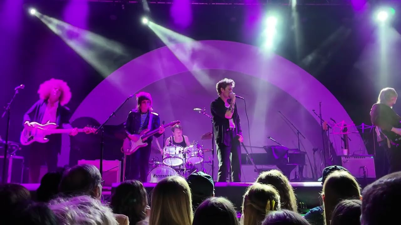 Bridgette Calls Me Baby at the Cleveland House of Blues on Friday, 05/09/25. Songs in Description