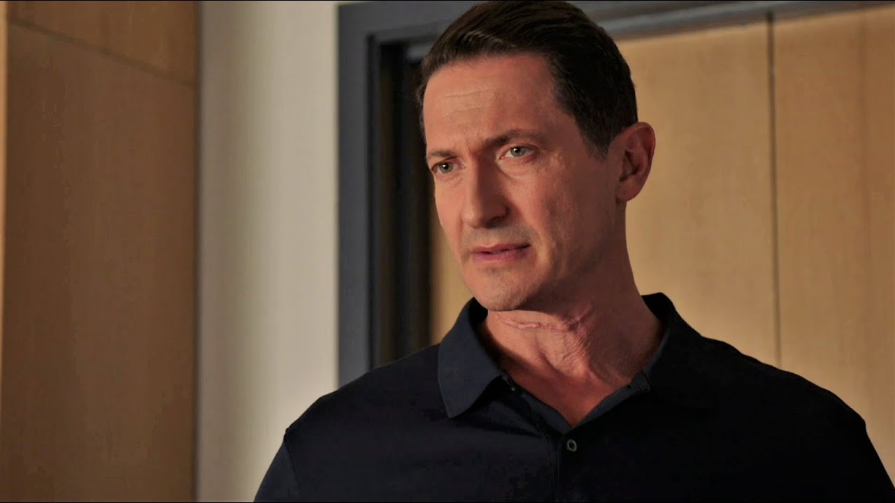 Sasha Roiz. Det Lou Ransone 9-1-1 5x7 