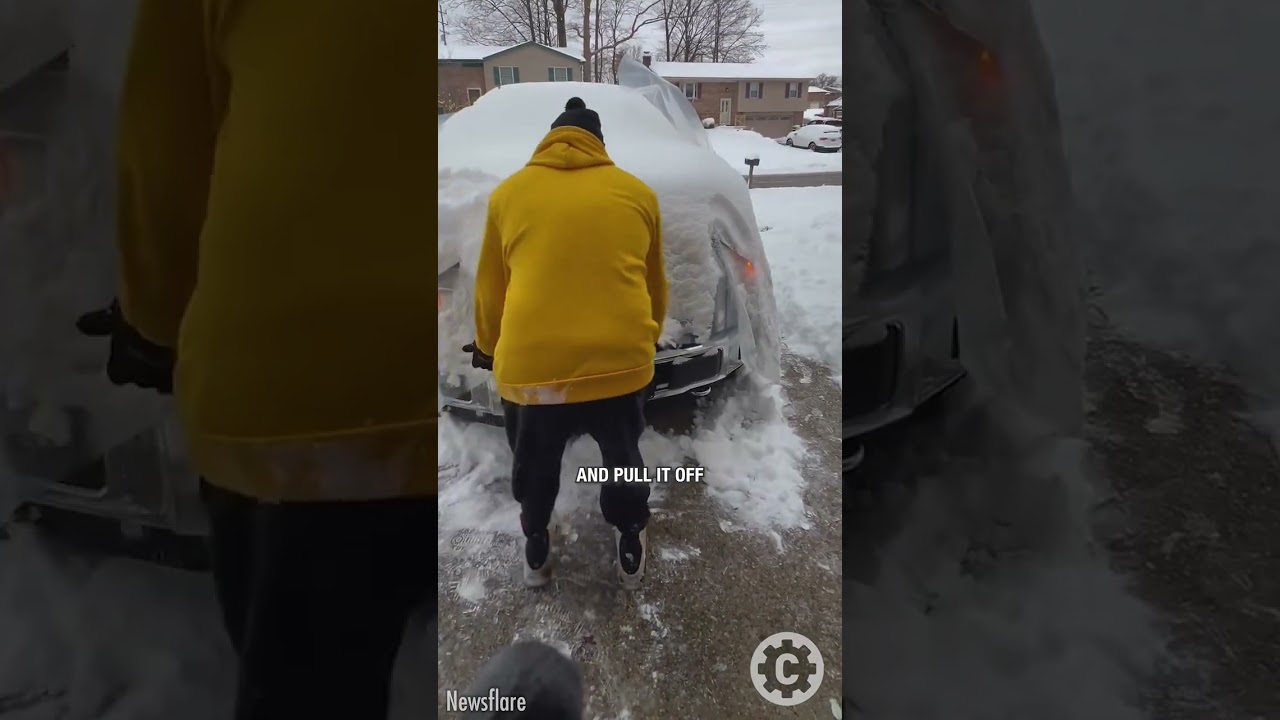 Plastic Sheet Snow Hack = Winter Win 😂❄️🚙