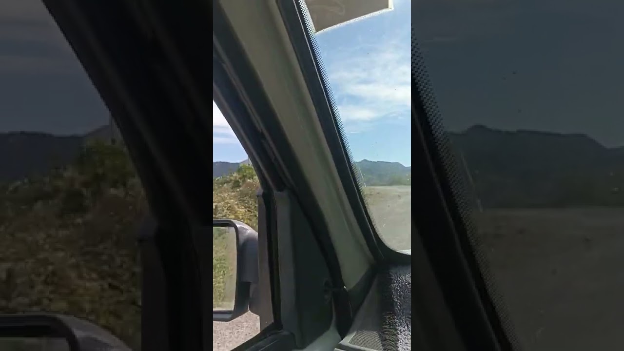 الطريق الى قرية يما حليمة المهجورة