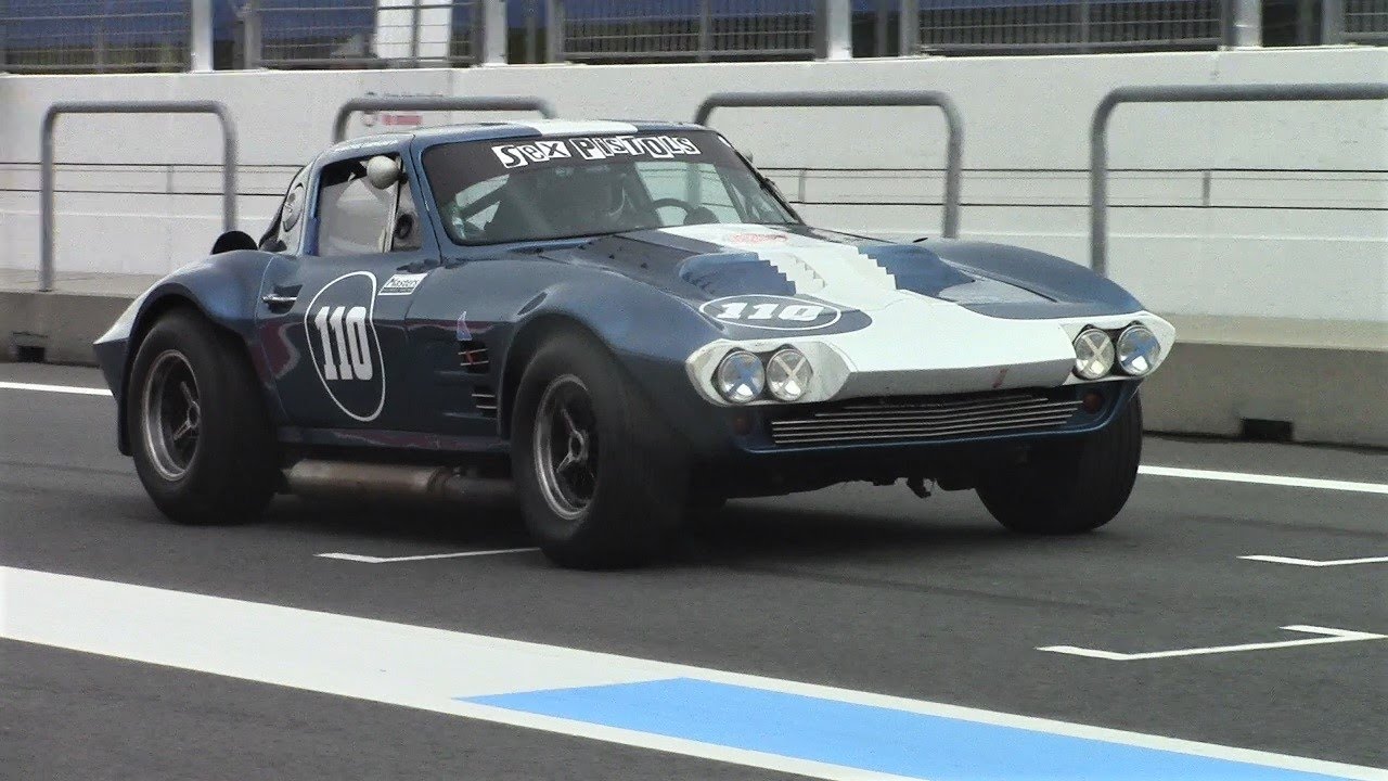 1963 Corvette Grand Sport - Deep Rumbling V8 Sound!