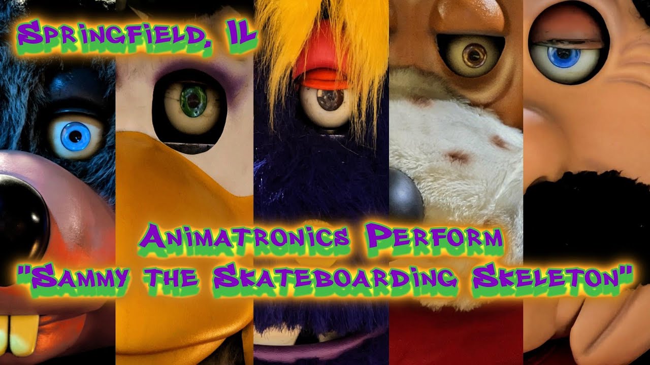 Chuck E. Cheese - Springfield, IL CU 1 Animatronics Perform 