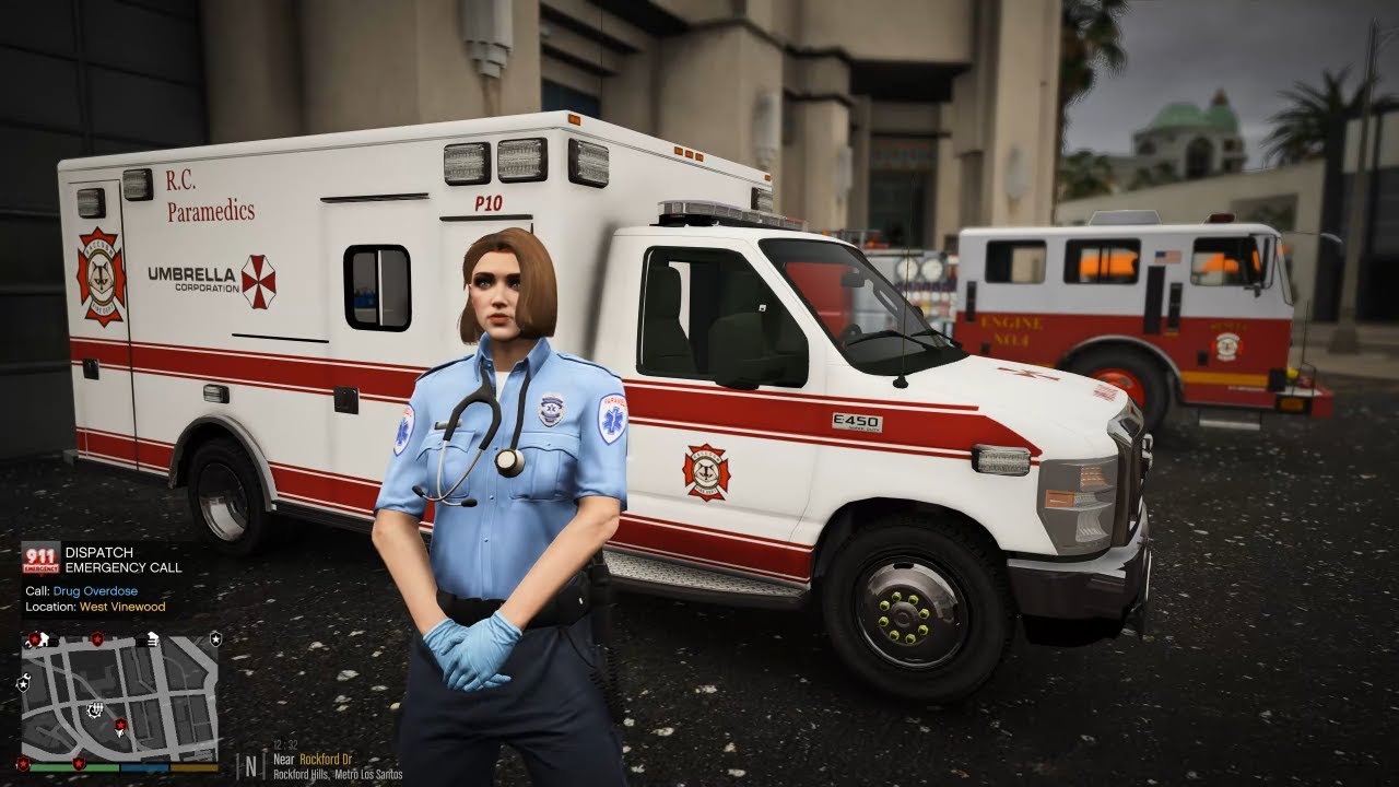 Gta 5 LSPDFR Playing As a Raccoon City Female Paramedic First Responder - EMS Mods