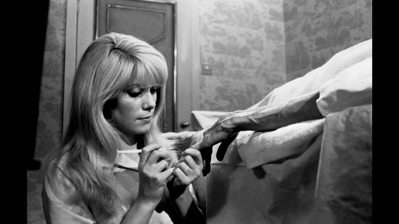(Roman Polanski) Repulsion 1965 -  Revlon Fire and Ice