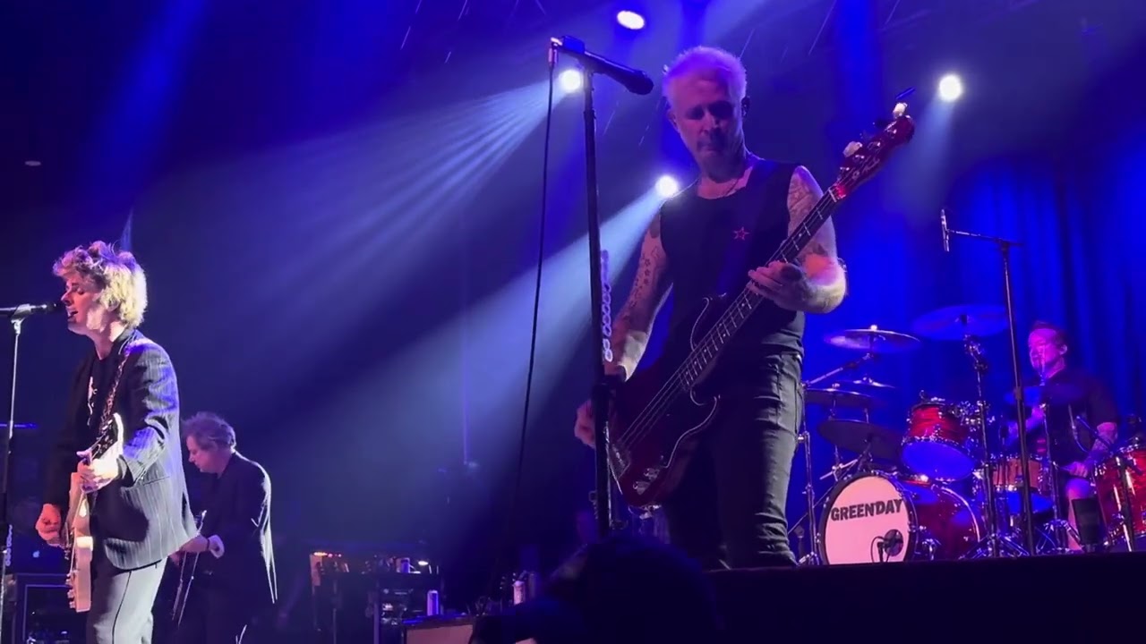 Green Day - Suzie Chapstick 3/19/2024 HOB Anaheim