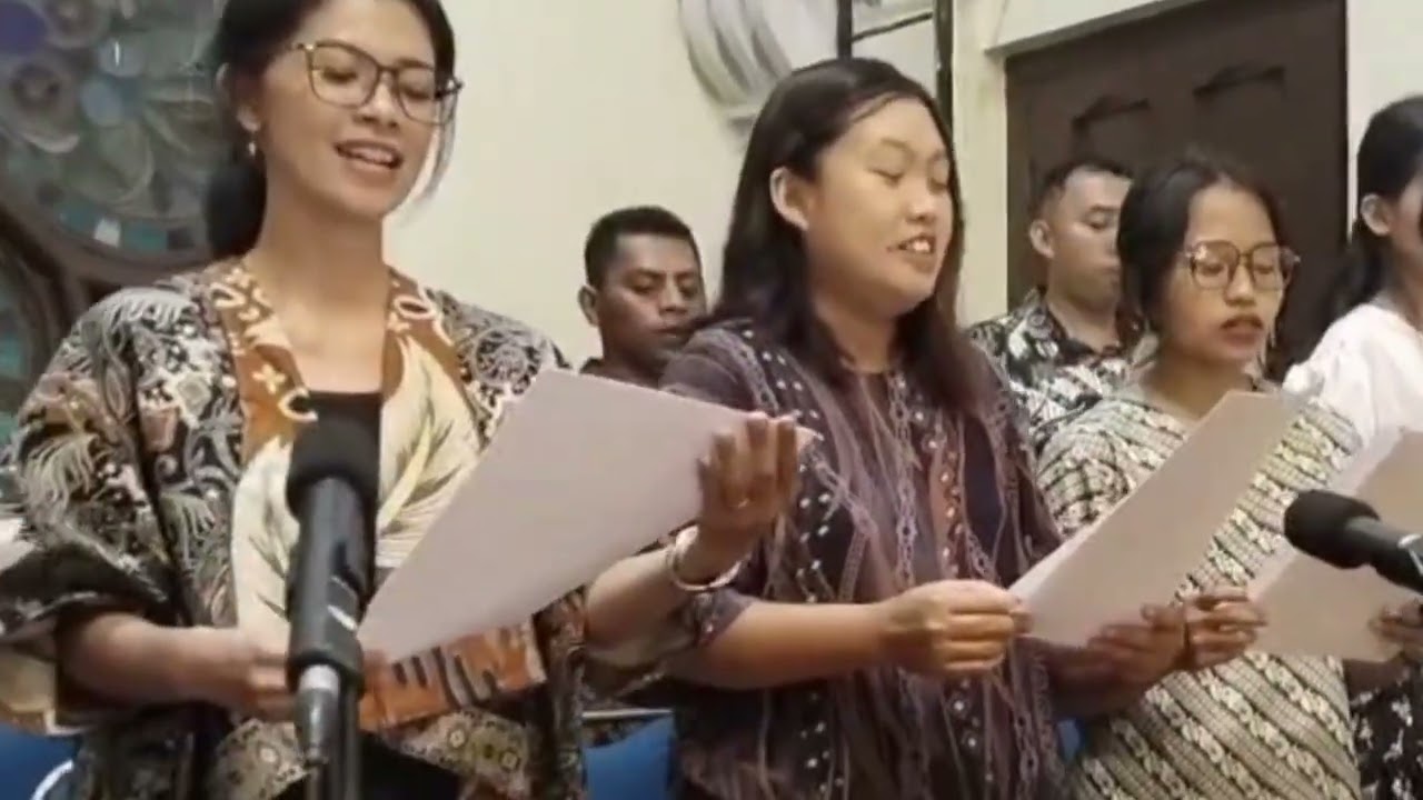 Kasih Suci Cip. Yulius Yuswanto - Cover Teresa Choir Paroki Hati Kudus Yesus Malang