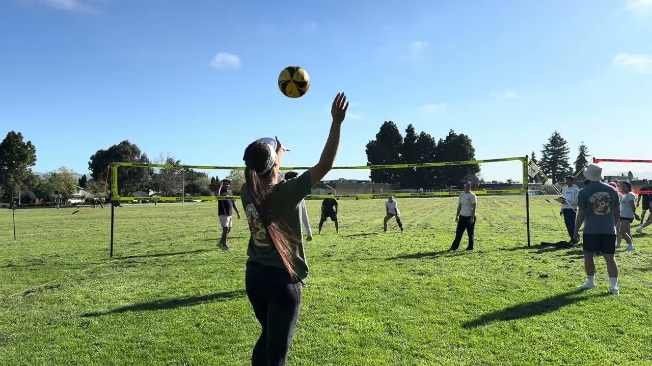 Grandma’s Chili Oil vs. Grass Touchers | Pool Play Game 1 | Set 1