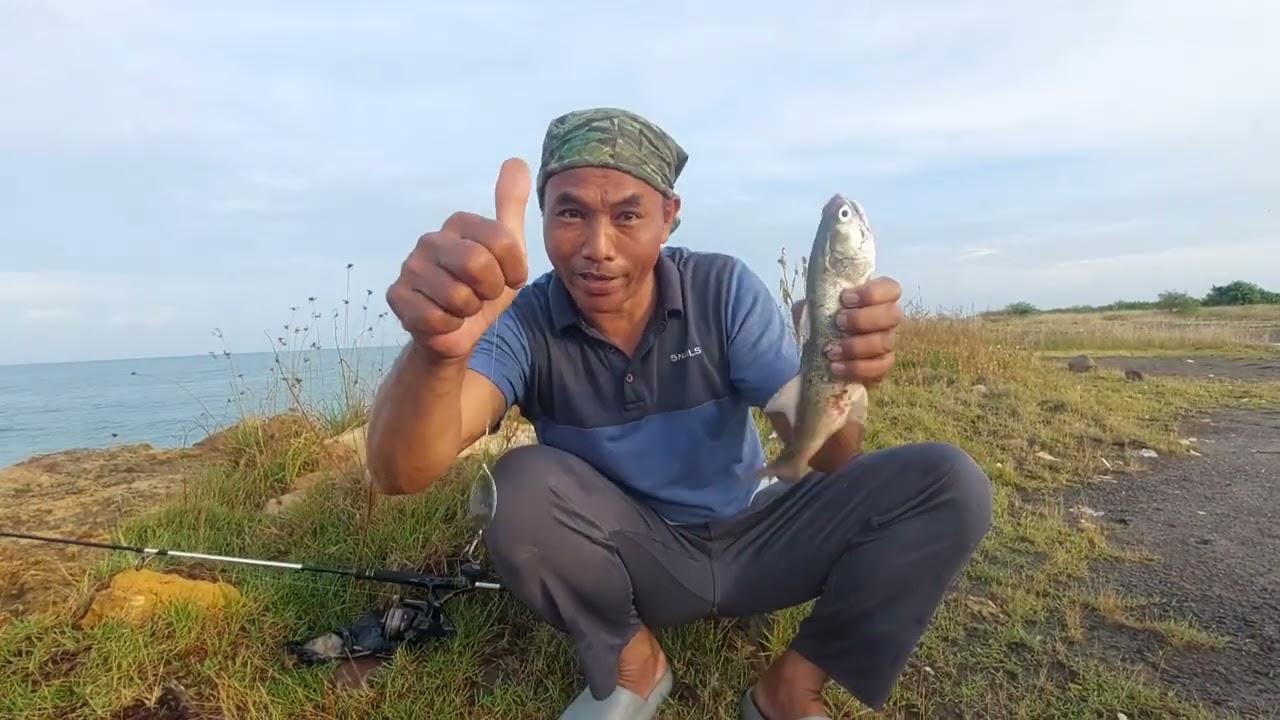 Casting di pagi hari umpan spoon poin ikan laosan
