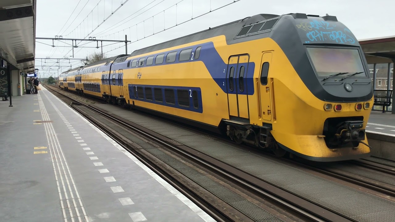 Treinen op Station Heemstede - Aerdenhout