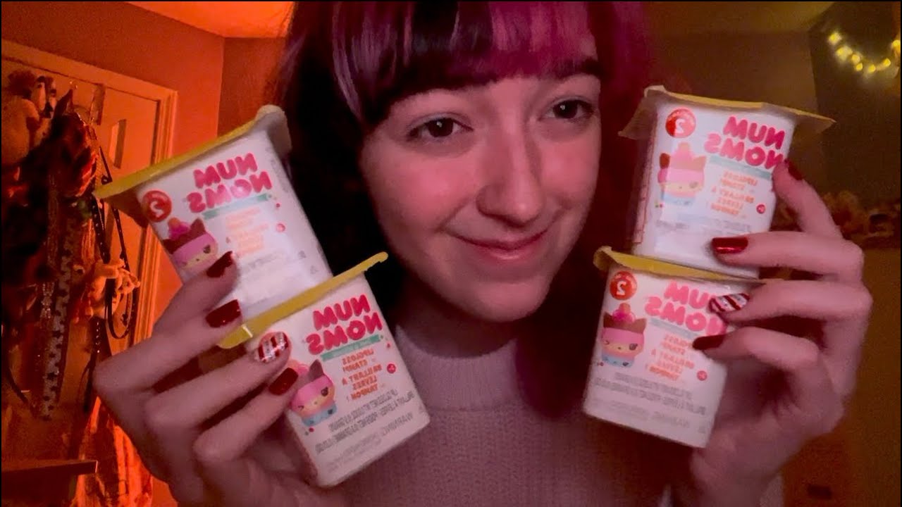ASMR Numnoms blind box opening