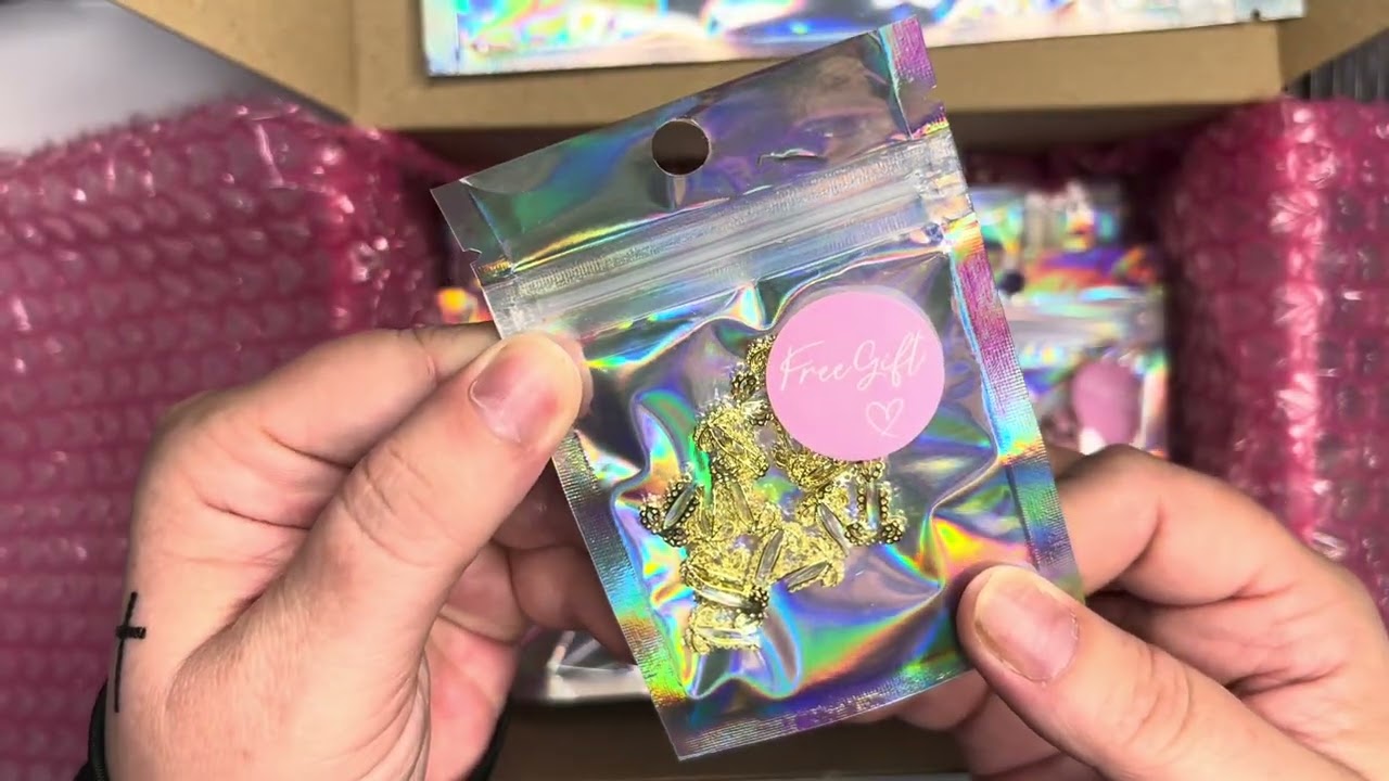 Nail Haul Mystery Box @nursekatiedoesnails #nailtech #nailart #glitter 