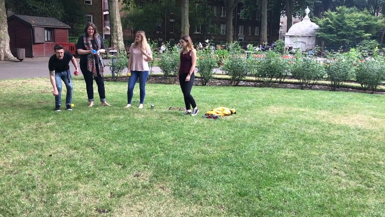 How to play: Petanque