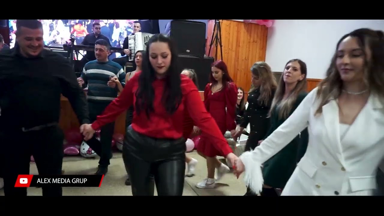 Daria Moraru - Program de 🥇 sarbe 🥇 la Pietriceaua pentru toti soferii ❤️ botez cu 400 persoane