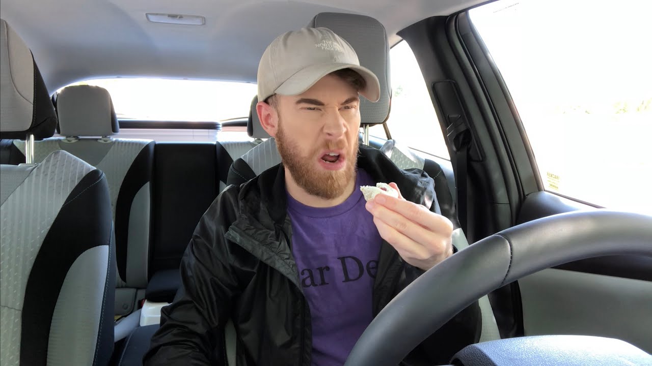 TRYING ISRAELI SNACKS!