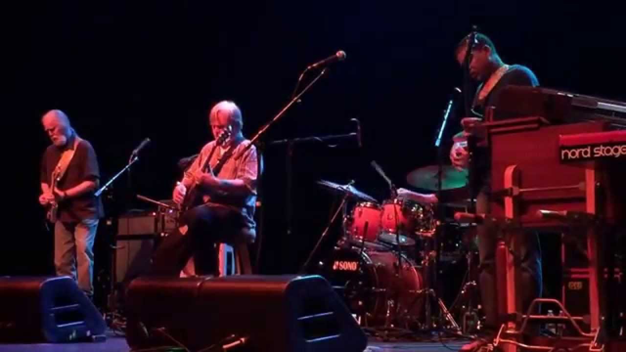 Col. Bruce Hampton and The Aquarium Rescue Unit LIVE 9-13-2015 - Working On A Building