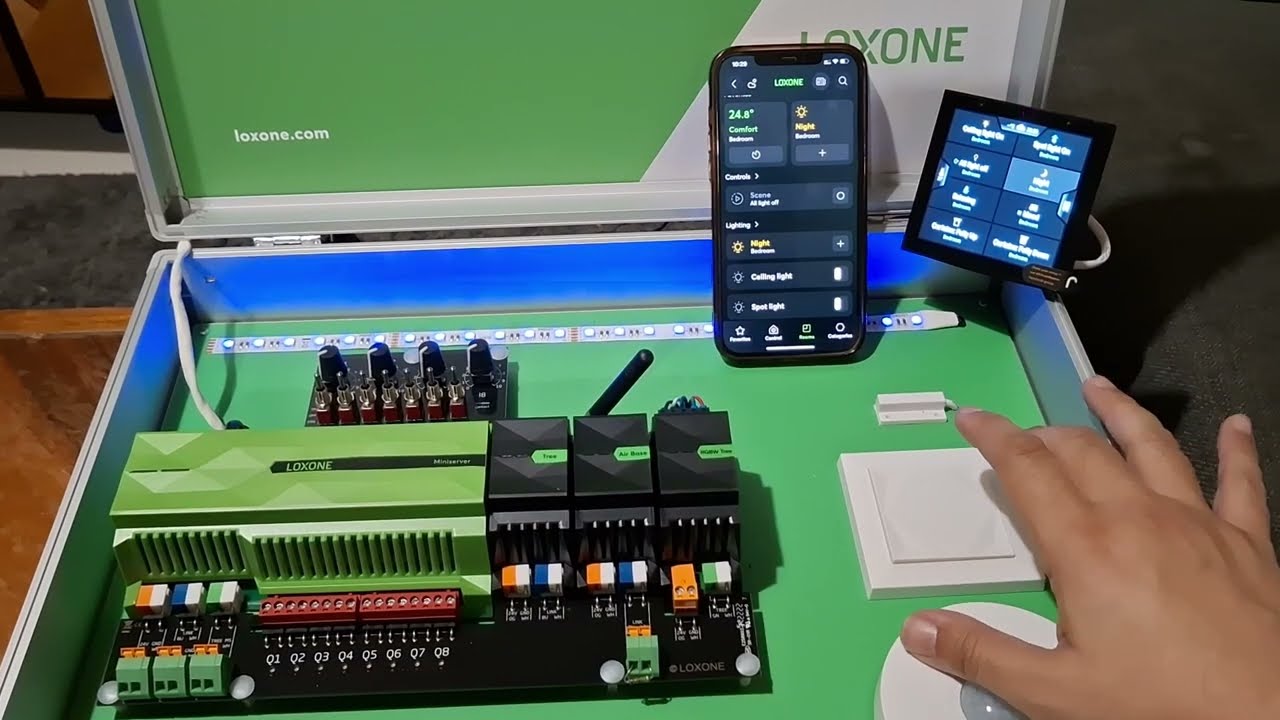 Intelligent Living, Made Simple | Zhome