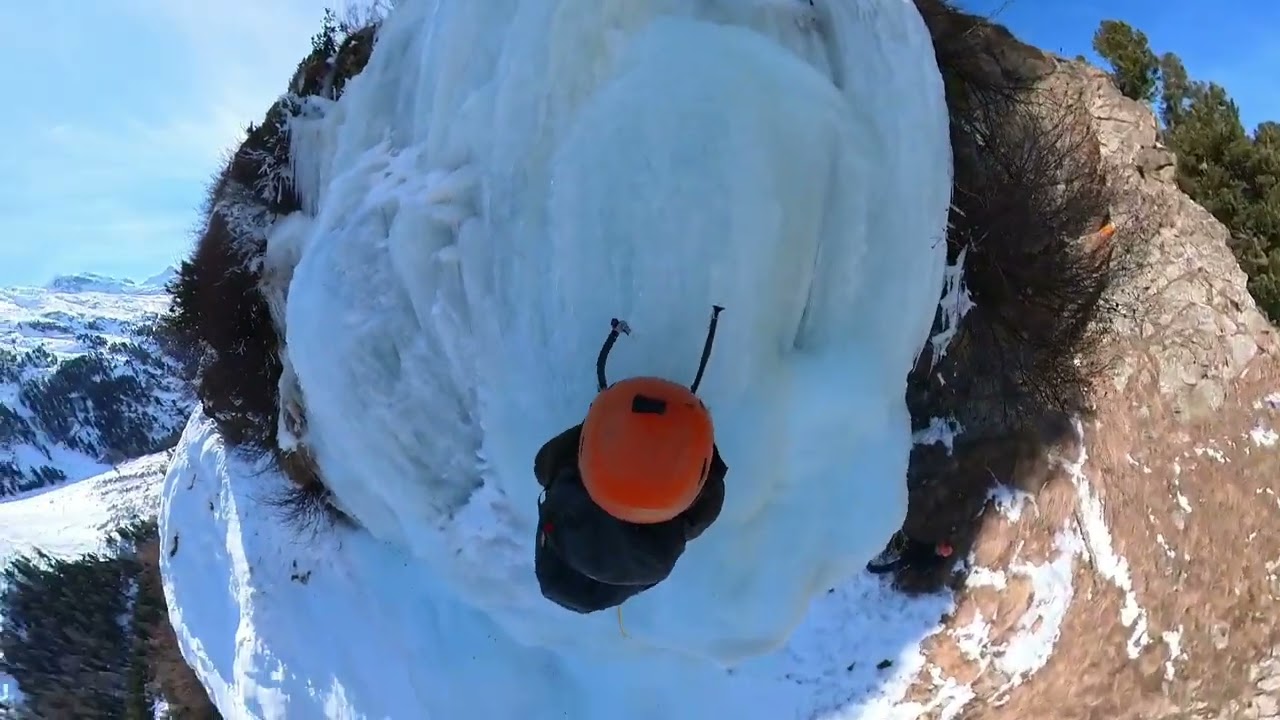 Ice climbing - Hombre de Mar (200m / 400m)