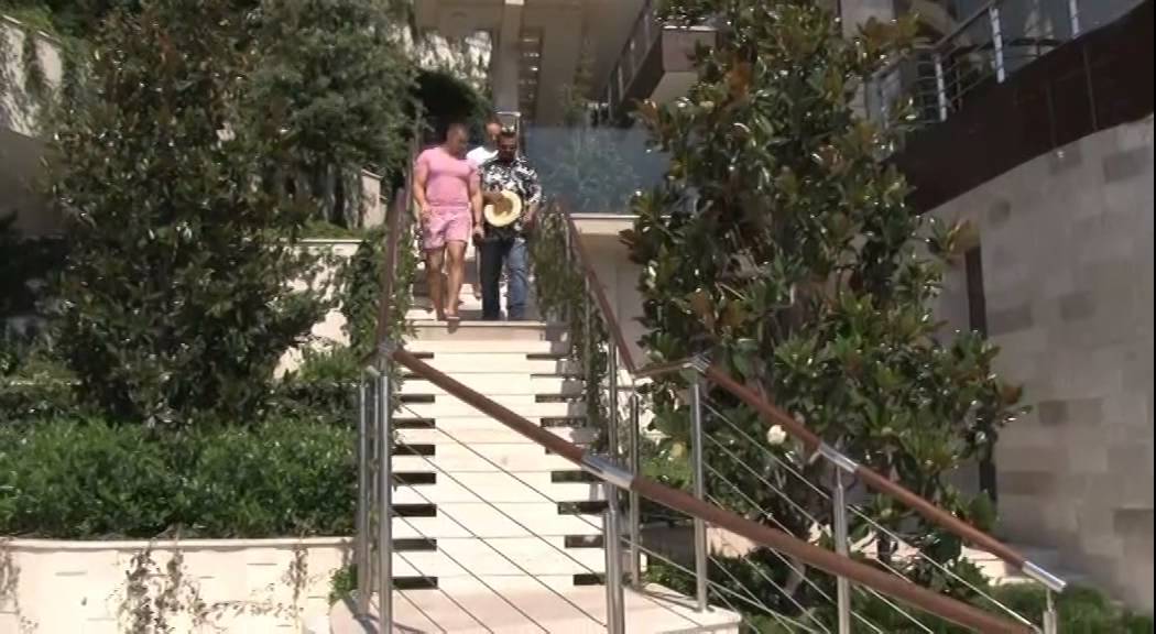 Budva Dukley Gardens Stiven Sigal KADROVI