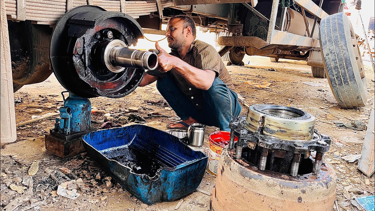 Truck Hub Greasing service after 50000km full progress step by step guide details