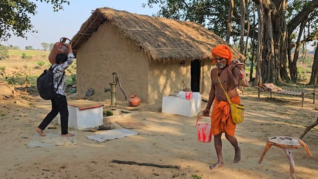 Chitrakoot के जंगल में मंदाकिनी किनारे वृद्ध संत की कठोर तपस्या #साधु #sant 