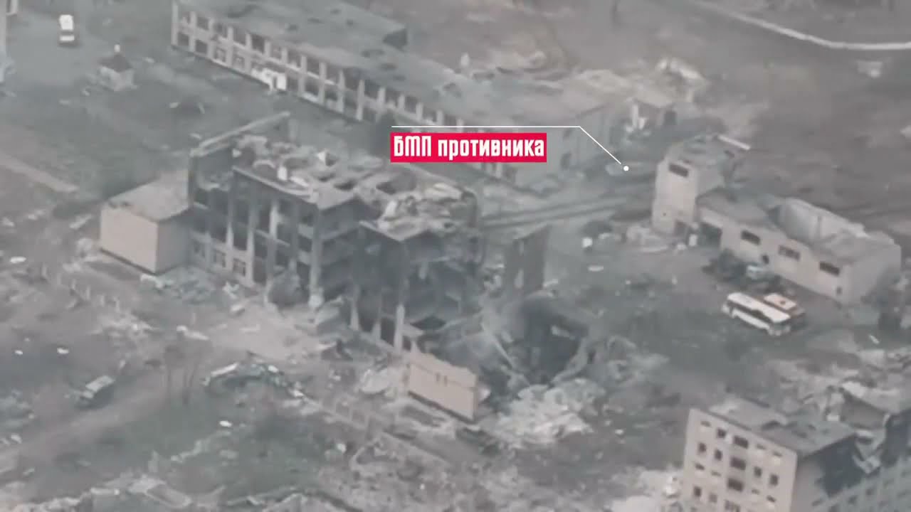 INCREDIBLE shot: Ukraine tank fires through a building and destroys Russian/LPR armored vehicle