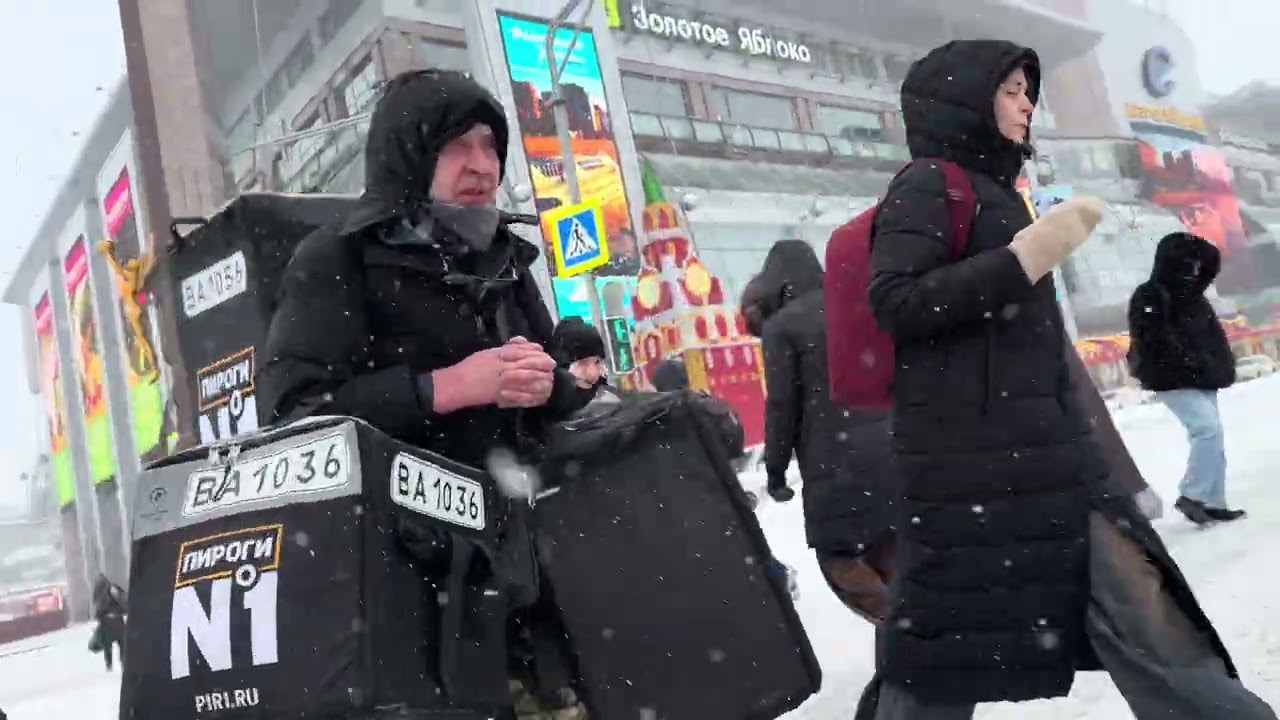 Циклон «Вивиан», накрыл Москву