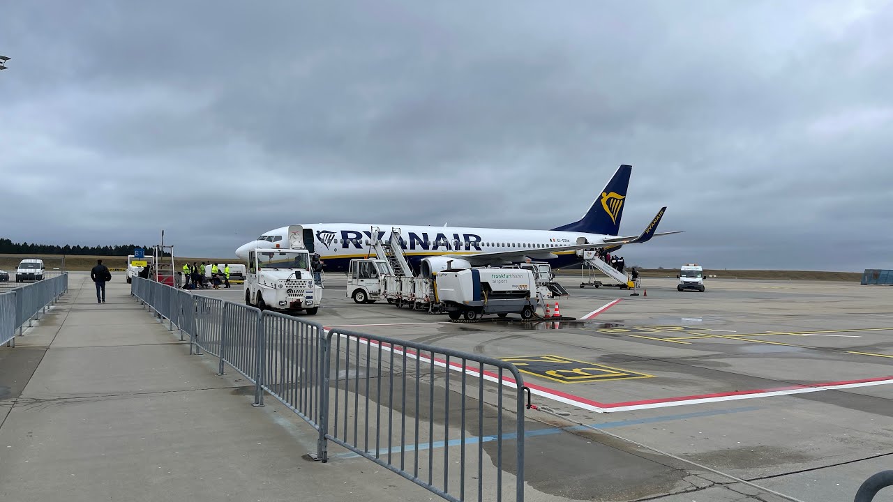How to get around Frankfurt Hahn Airport Germany