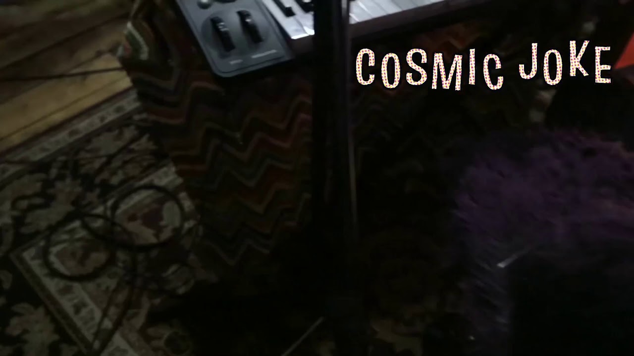 Gladie - Cosmic Joke (live at The Bunk)