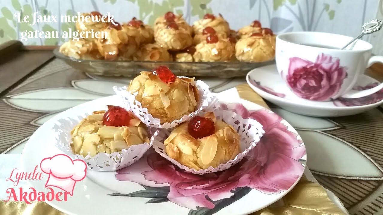 ** faux mchewek, mchewek économique aux amandes et farine, gateau Aïd el fitr