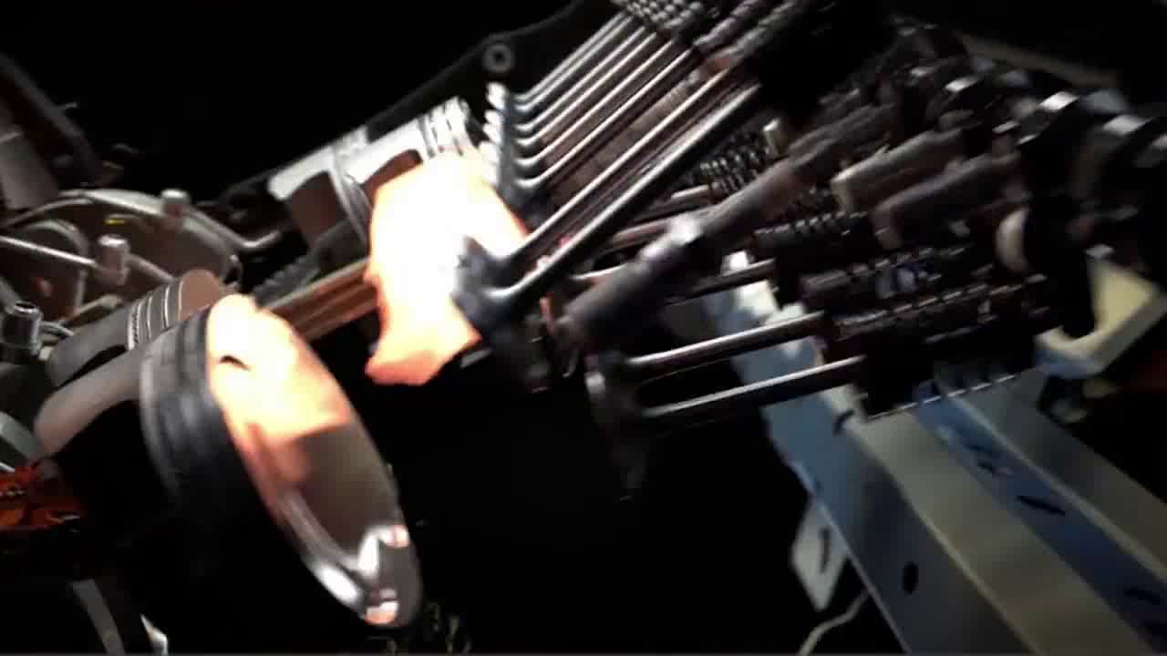 High Speed 3D Animation of the Interior Movements of a Running Engine