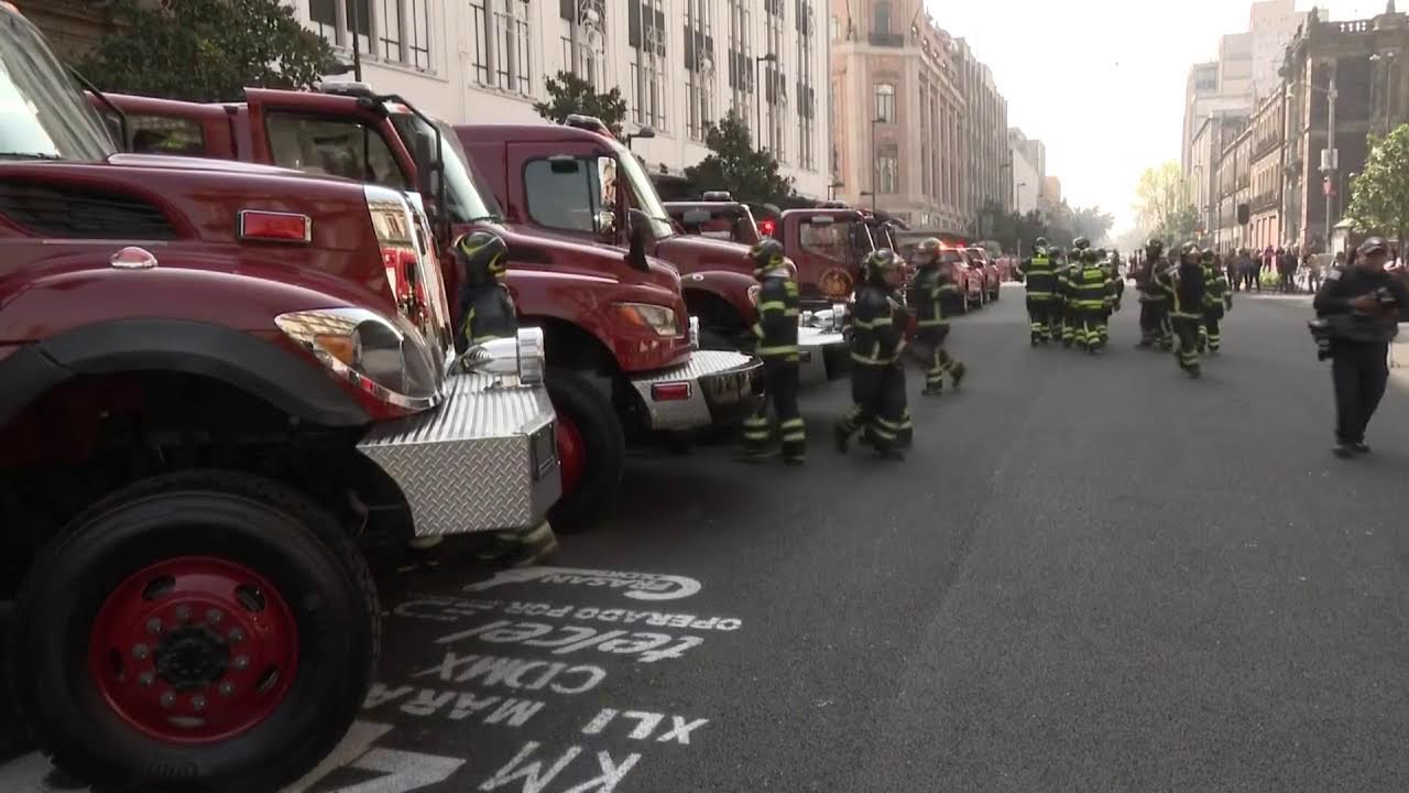 ENTREGA DE UNIDADES DE EMERGENCIA AL HEROICO CUERPO DE BOMBEROS