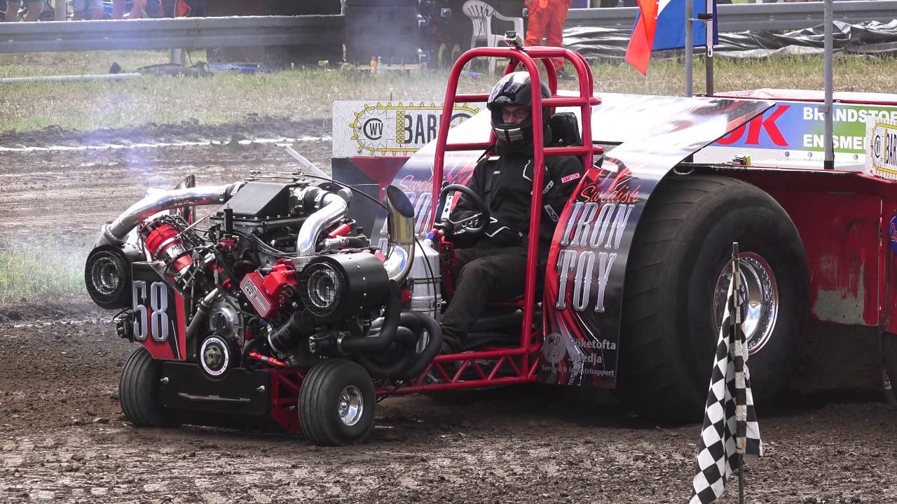 Modified 950kg @ Brande DK Euro Cup 2016 Tractor Pulling