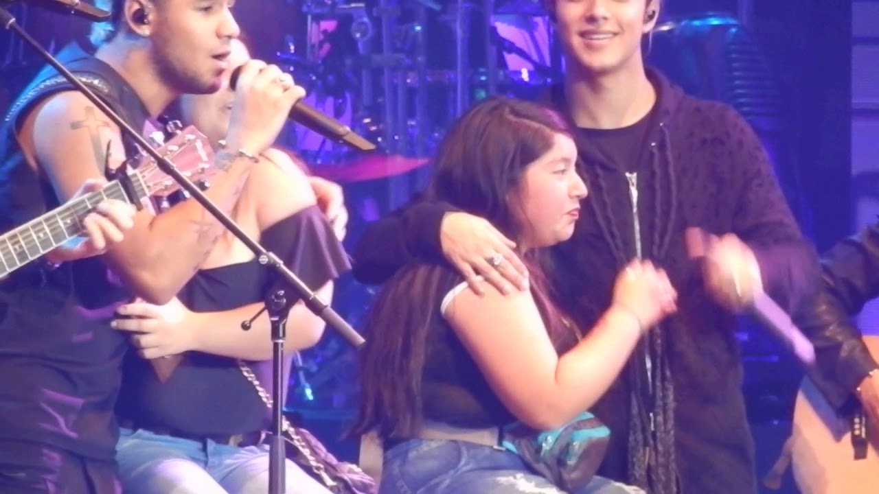 CNCO - PRIMERA CITA (CON FANS) (27.02.2018).