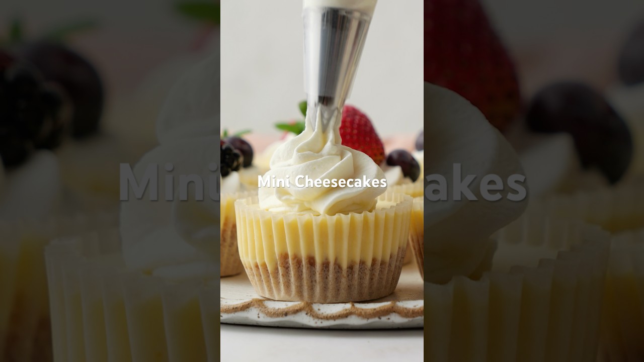 Mini Cheesecakes 🍓🫐