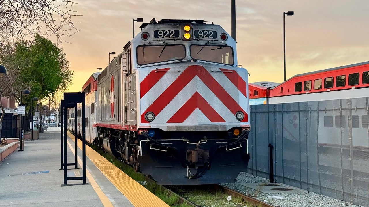 4K: Caltrain S. County Connector Full Ride behind F40PH-3C #922 to Gilroy