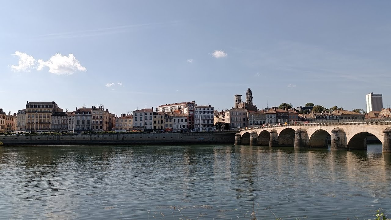 Макон (Франція)                                               Macon (France)