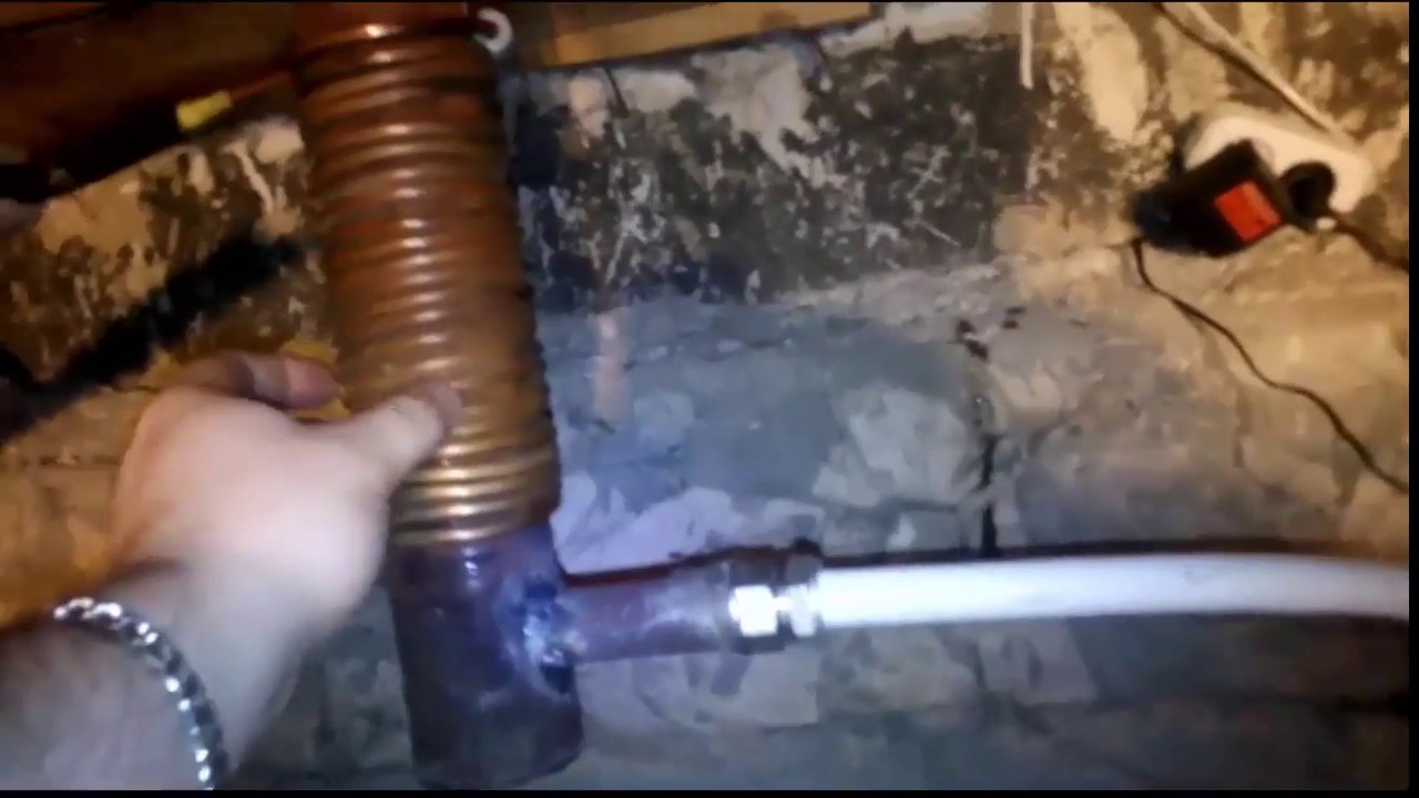 горячая вода на халяву Сделай и себе это простое и полезное устройство!!!