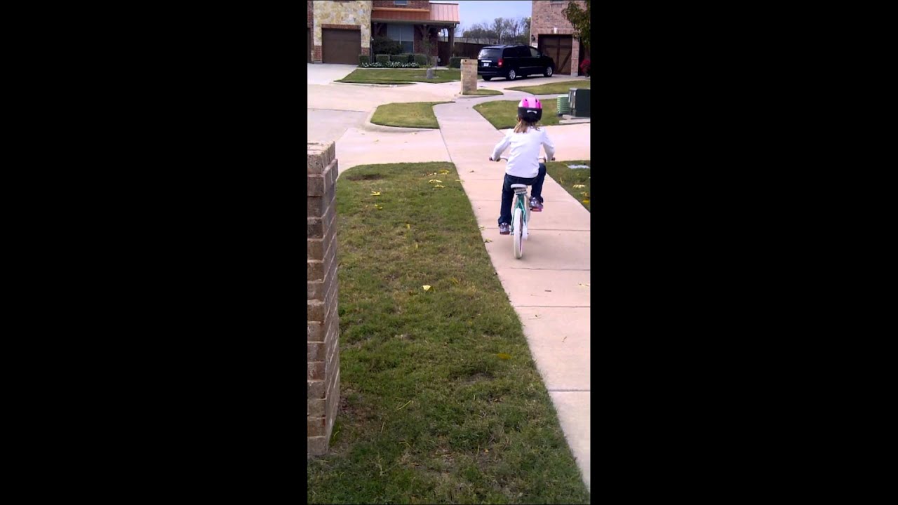 addy riding bike w/out training wheels
