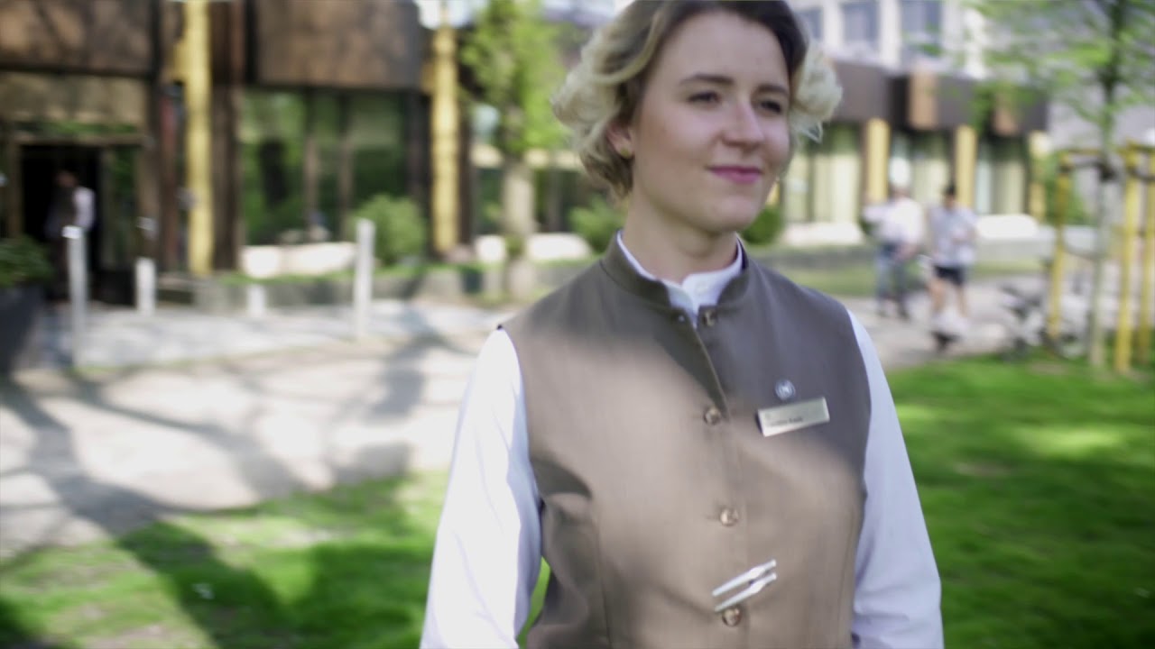 Ausbildungsberuf Hotelfachfrau / -mann (Werde ein Wir)
