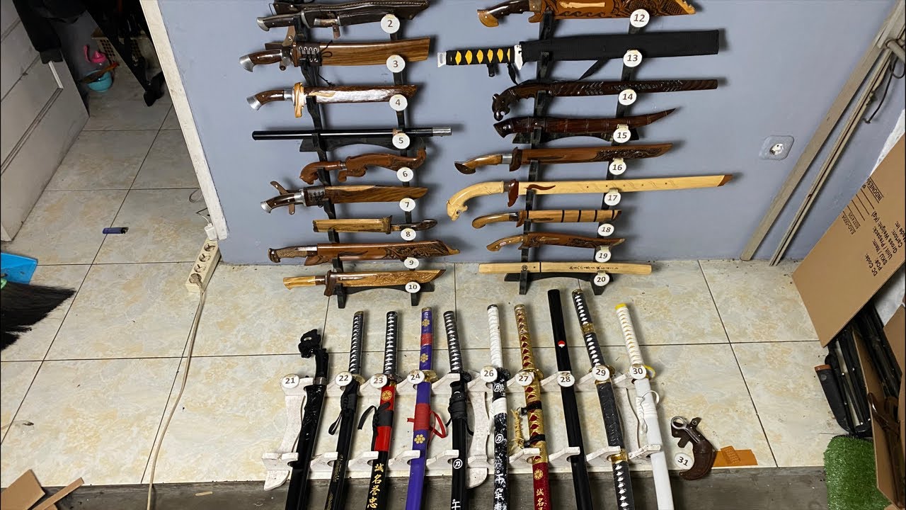 PROMO BELI 1 BONUS 1 || KATANA GOLOK PEDANG KUJANG KARAMBIT BISA COD ❗️