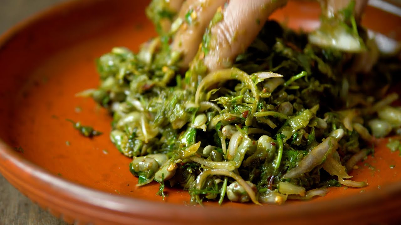 গরম ভাতের সাথে শিম ভর্তার স্বাদ একবার খেলেই মনে থাকবে । Bangladeshi Shim Bhorta Recipe