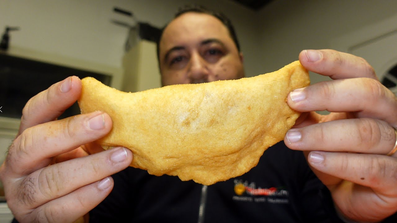 Stasera Panzerotti Fritti Ripieni Impasto friabile e leggerissimo Ricetta Completa