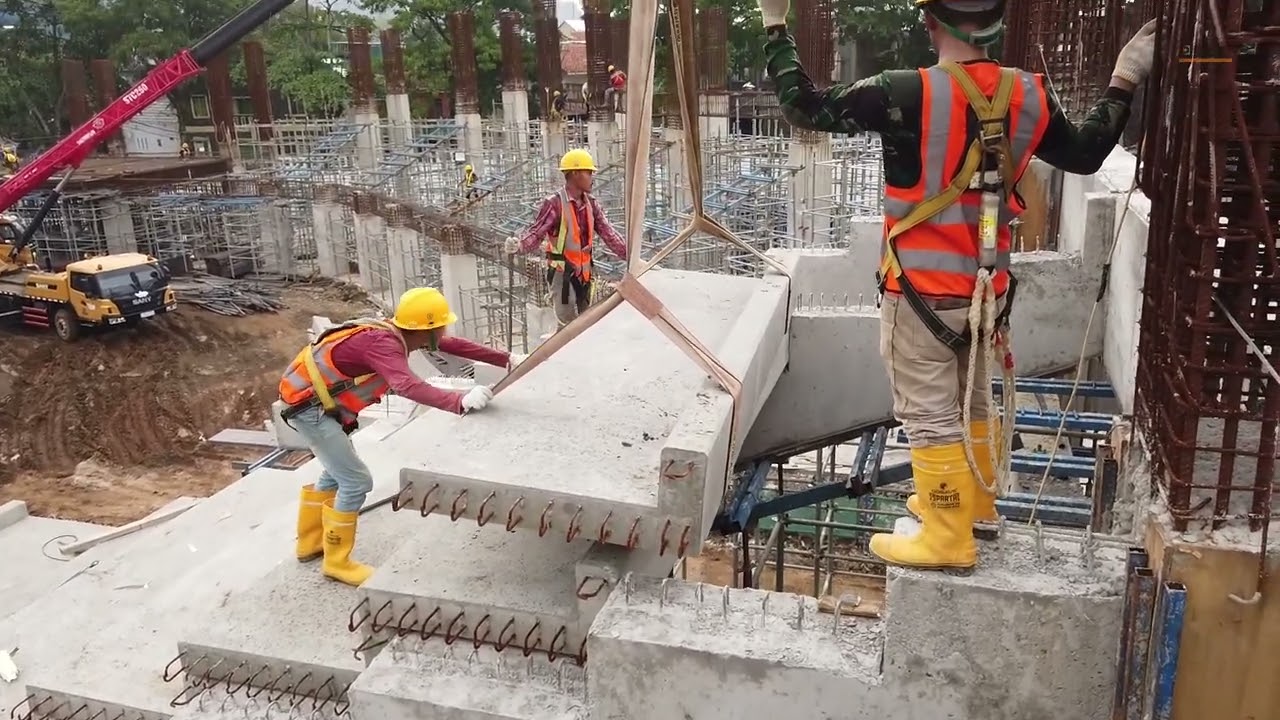 Erection Tribun Precast