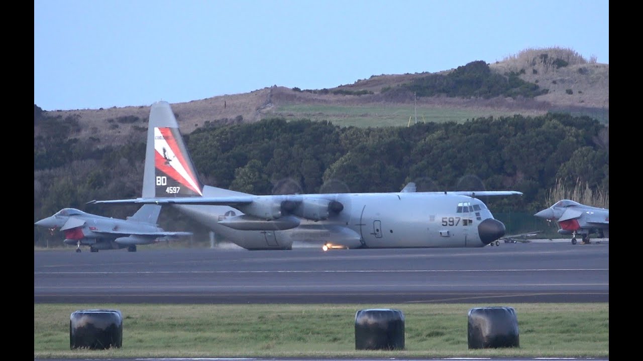 🇺🇸🇬🇧 Military Operations at Lajes | US Navy Hercules & RAF Atlas