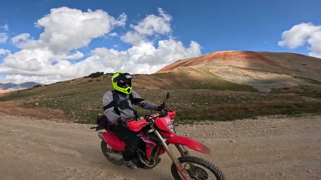 Up Corkscrew Pass-August 2023