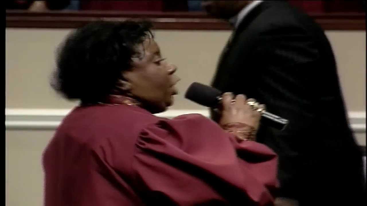 The Georgia Mass Choir  - Holy Ghost