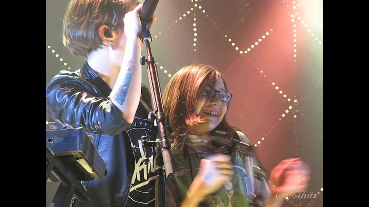 8/17 Tegan & Sara - Tegan's Kid :) + Sentimental Tune + Alligator @ 9:30 Club, DC 5/20/14