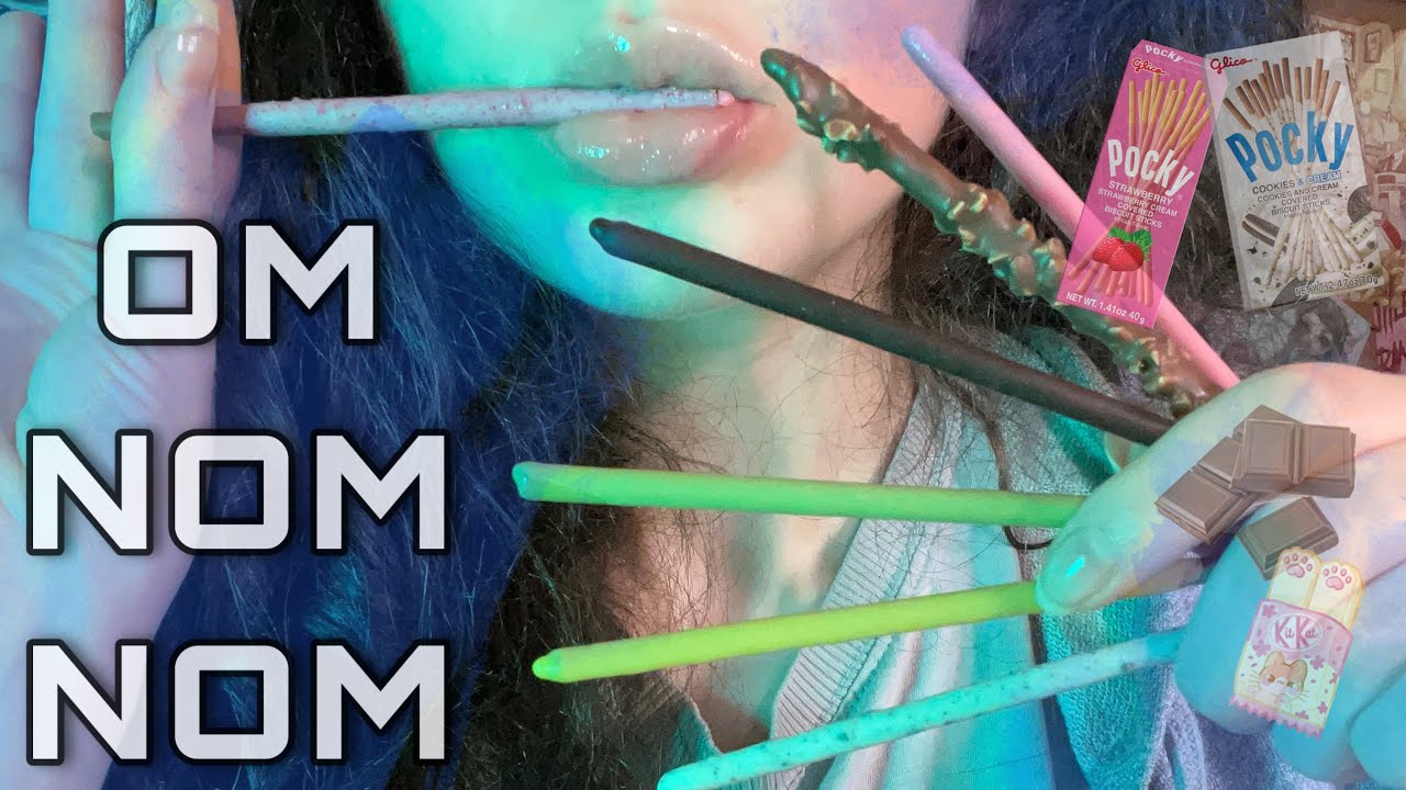 ASMR CLOSE UP POCKY OM NOM NOMZ ( [spoolie] nibbling + fast mouth sounds )
