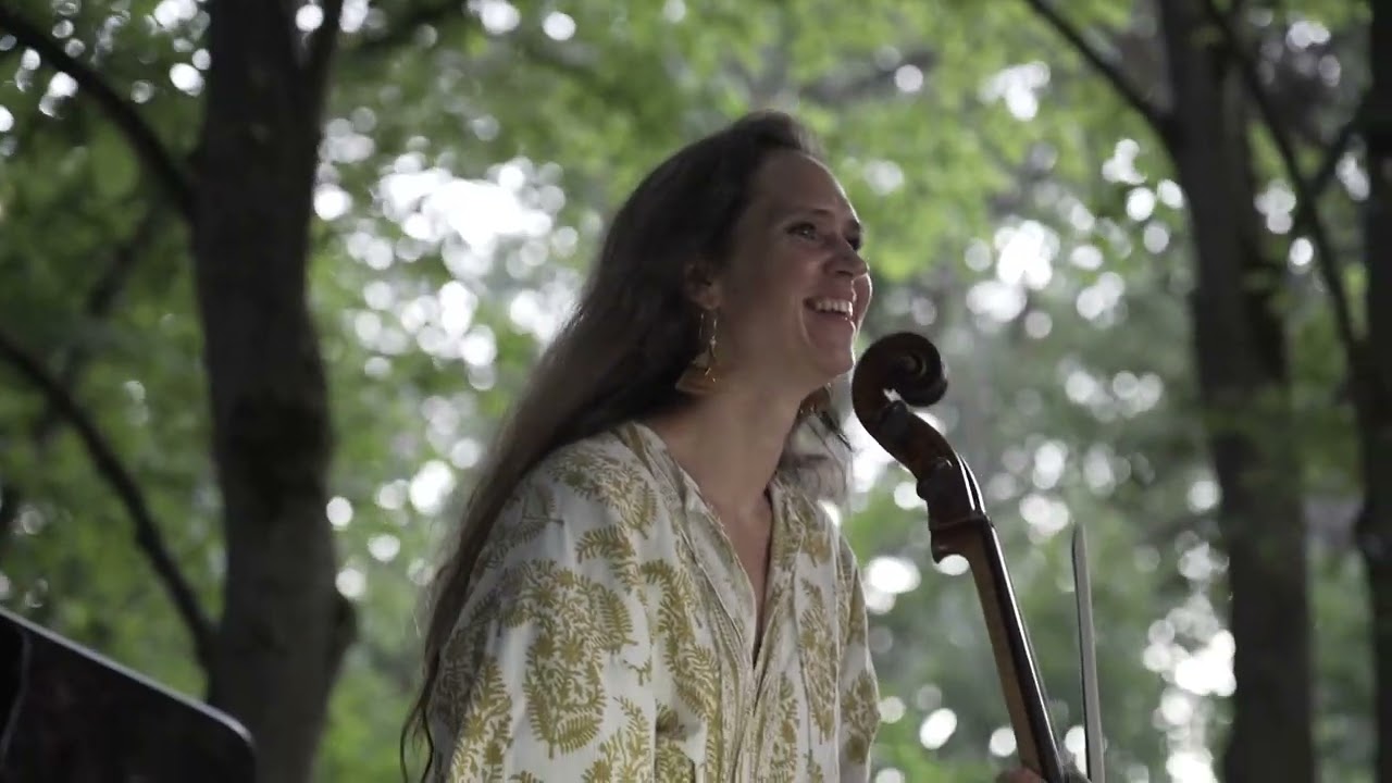 Culture F : Le silence de la forêt avec Olivia Gay